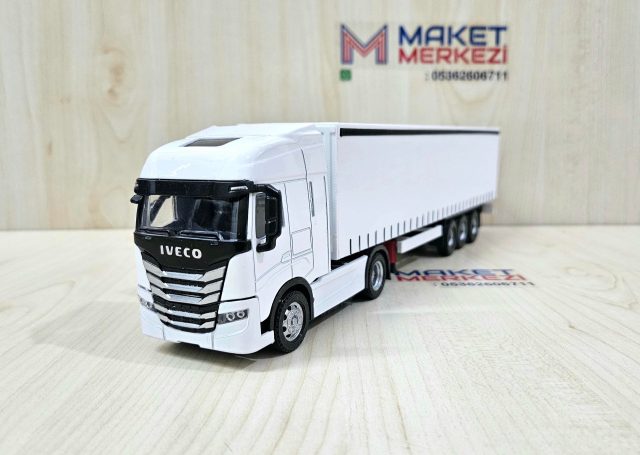1/50 beyaz IVECO S-WAY TENTE DORSELİ TIR MAKETİ