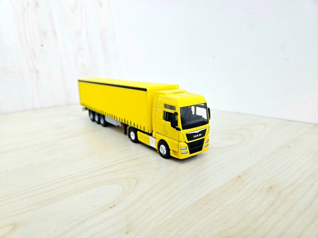 1/64 sarı MAN TGX TENTE DORSELİ TIR MAKETİ (25 cm boy)