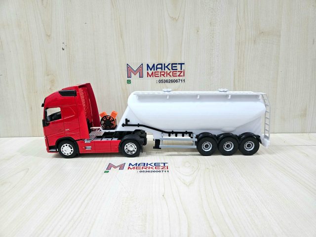 1/32 WELLY KIRMIZI VOLVO FH4 W TİPİ DÜZ SİLOBAS TIR MAKETİ