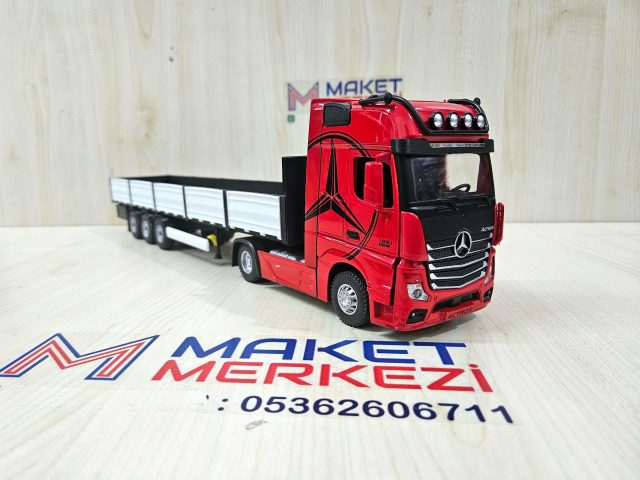 1/36 KIRMIZI MERCEDES ACTROS 1851 SAL DORSELİ TIR MAKETİ