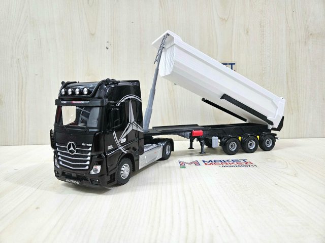 1/36 SİYAH MERCEDES ACTROS 1851 BEYAZ DAMPER DORSELİ TIR MAKETİ