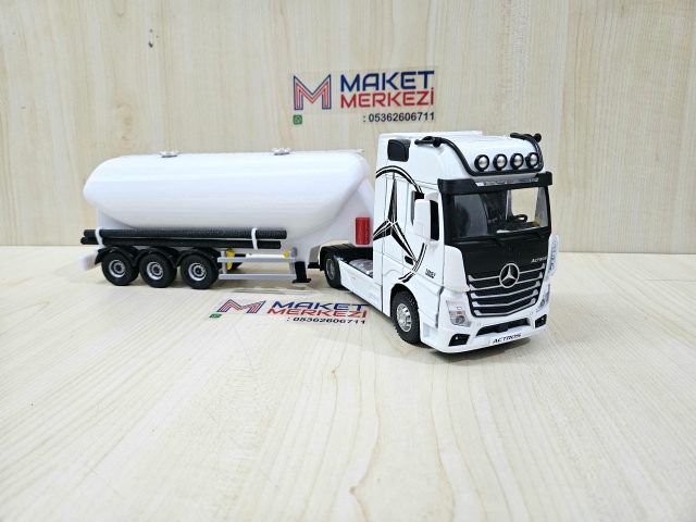 1/36 BEYAZ MERCEDES ACTROS 1851 W TİPİ DÜZ SİLOBAS TIR MAKETİ