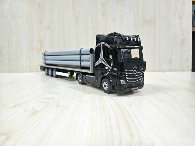 1/36 SİYAH MERCEDES ACTROS 1851 KAPAKSIZ SAL DORSELİ TIR MAKETİ