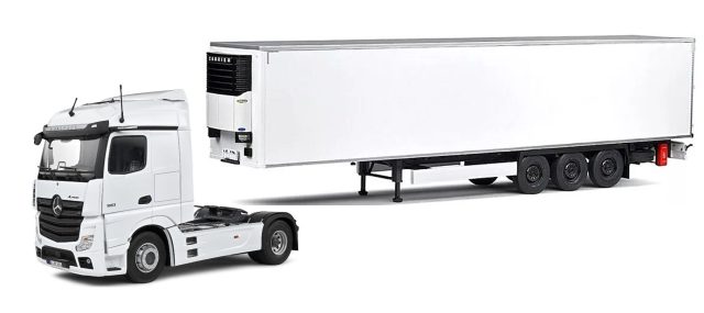 1/24 BEYAZ MERCEDES ACTROS MP5 1853 FRIGO DORSELİ TIR MAKETİ