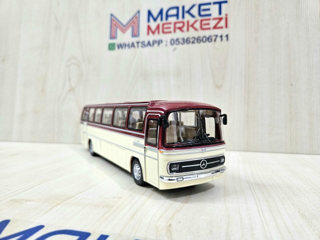 1/43 MERCEDES BENZ O302 OTOBÜS MAKETİ BORDO