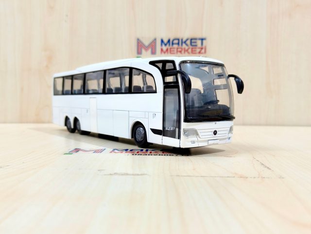 1/43 MERCEDES BENZ TRAVEGO OTOBÜS MAKETİ BEYAZ