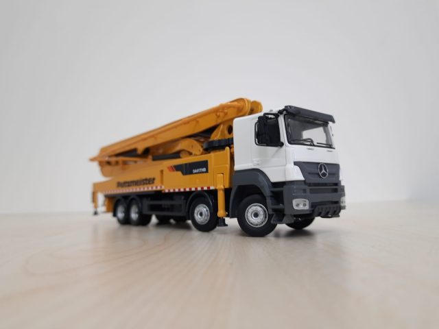 1/50 MERCEDES AXOR 8X4 PUTZMEISTER LOGOLU 52 lik BETON POMPASI