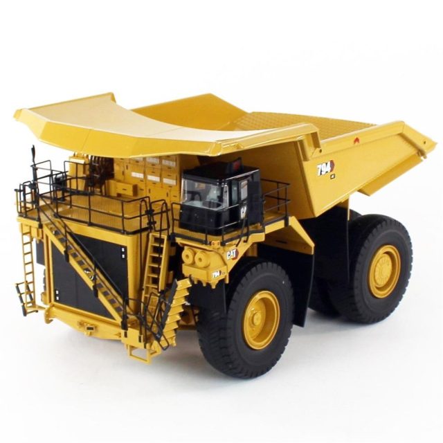 1/50 CAT 794 AC MADEN KAMYONU MAKETİ DM85670