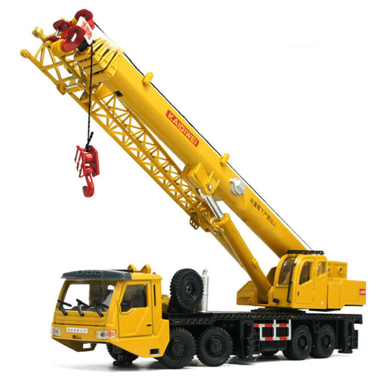 1/55 ölçek "LİEBHERR LT 1050" logolu vinç maketi