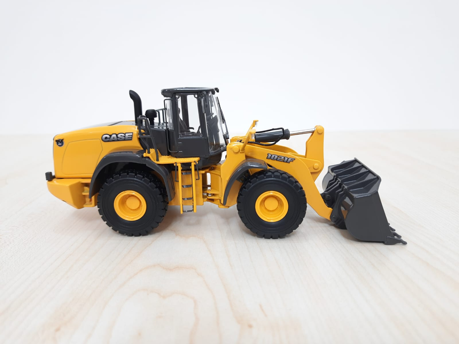 1/50 CASE 1021F LODER MAKET - MOTORART *indirimli**