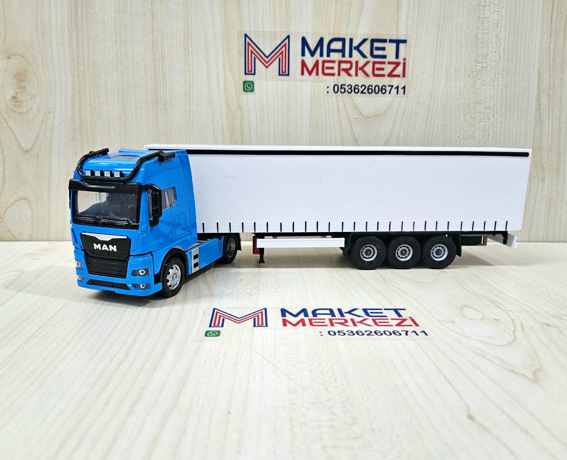 1/50 mavi MAN TGX GX TENTE DORSELİ TIR MAKETİ 