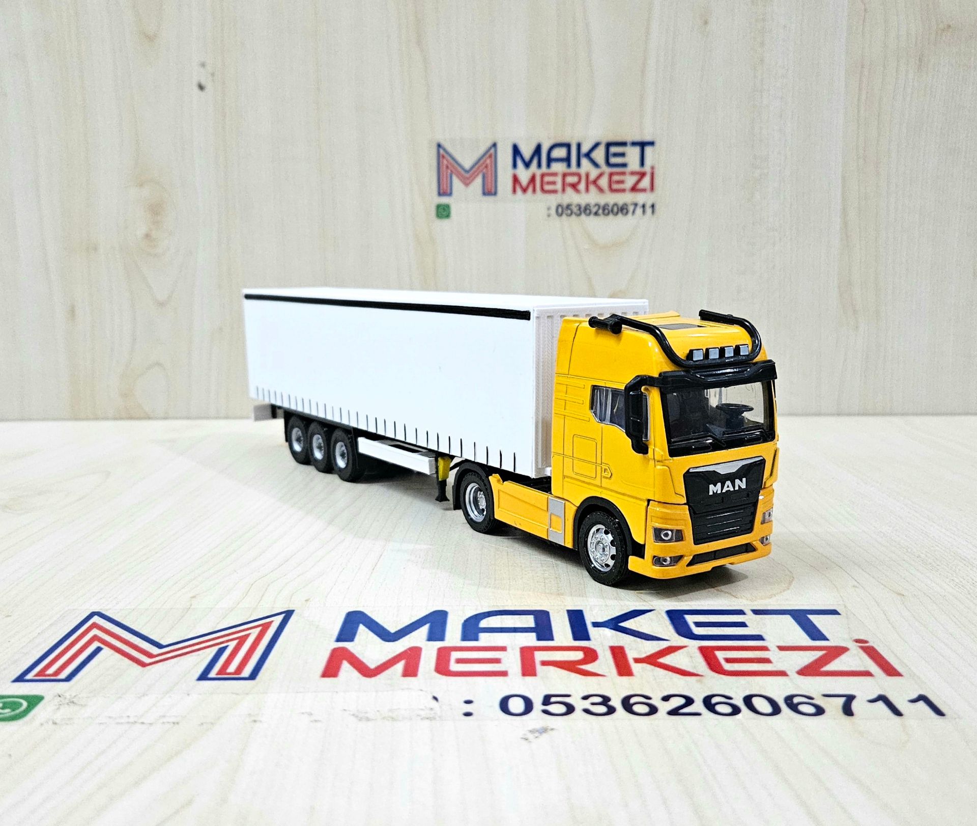 1/50 sarı MAN TGX GX TENTE DORSELİ TIR MAKETİ