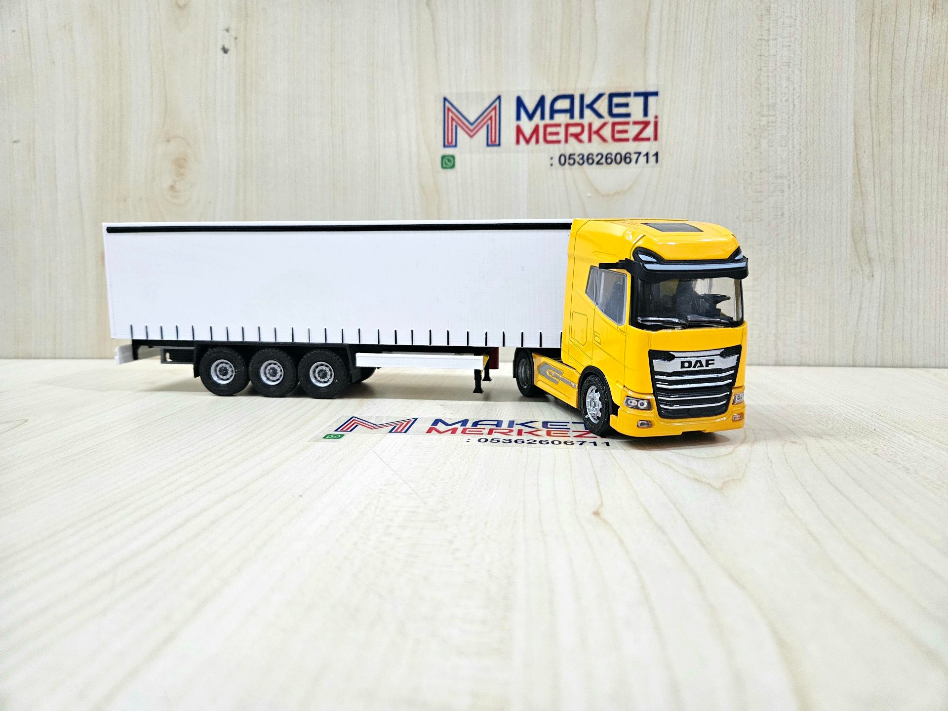 1/50 sarı DAF GX TENTE DORSELİ TIR MAKETİ