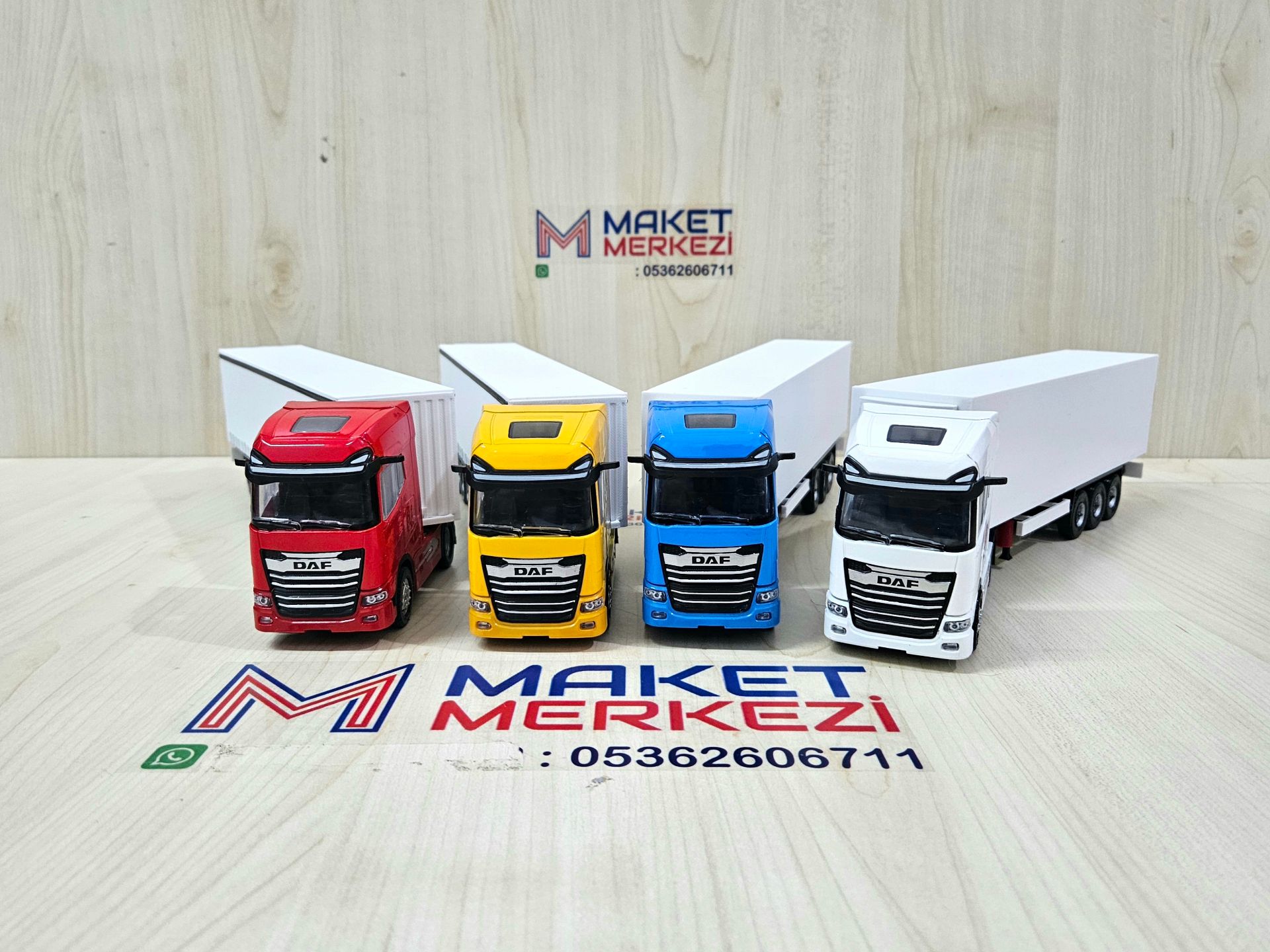 1/50 mavi RENAULT T-RANGE TENTE DORSELİ TIR MAKETİ