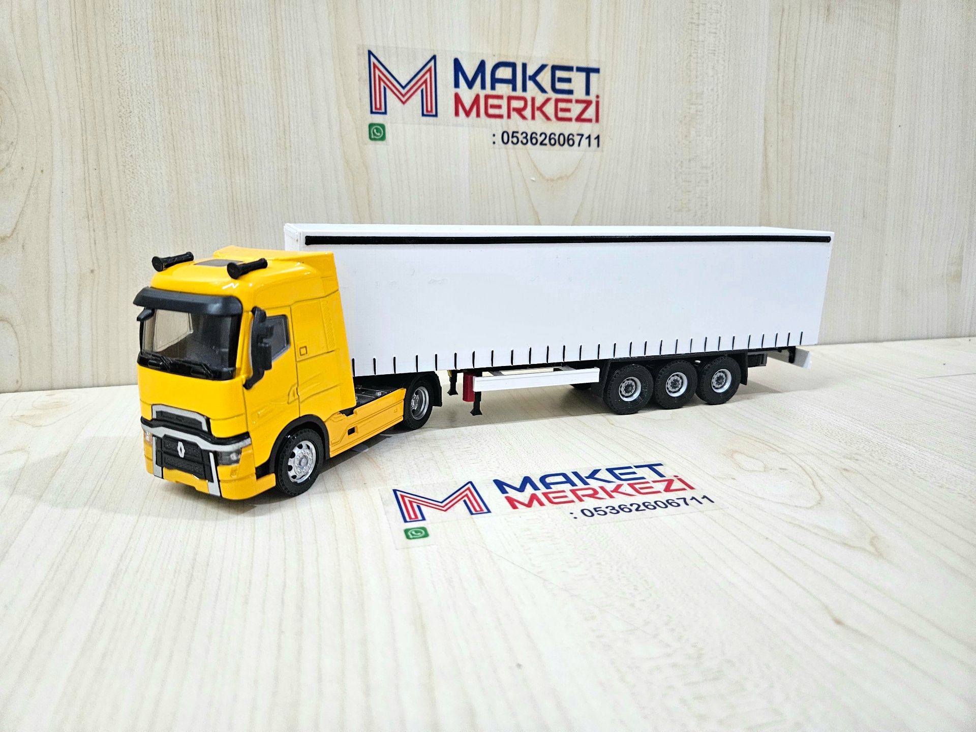 1/50 sarı RENAULT T-RANGE TENTE DORSELİ TIR MAKETİ