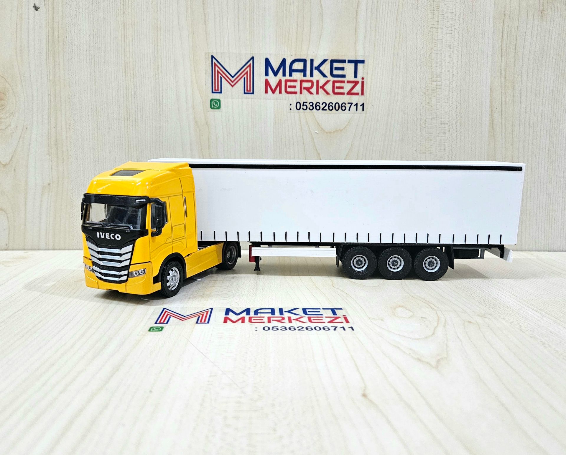 1/50 sarı IVECO S-WAY TENTE DORSELİ TIR MAKETİ