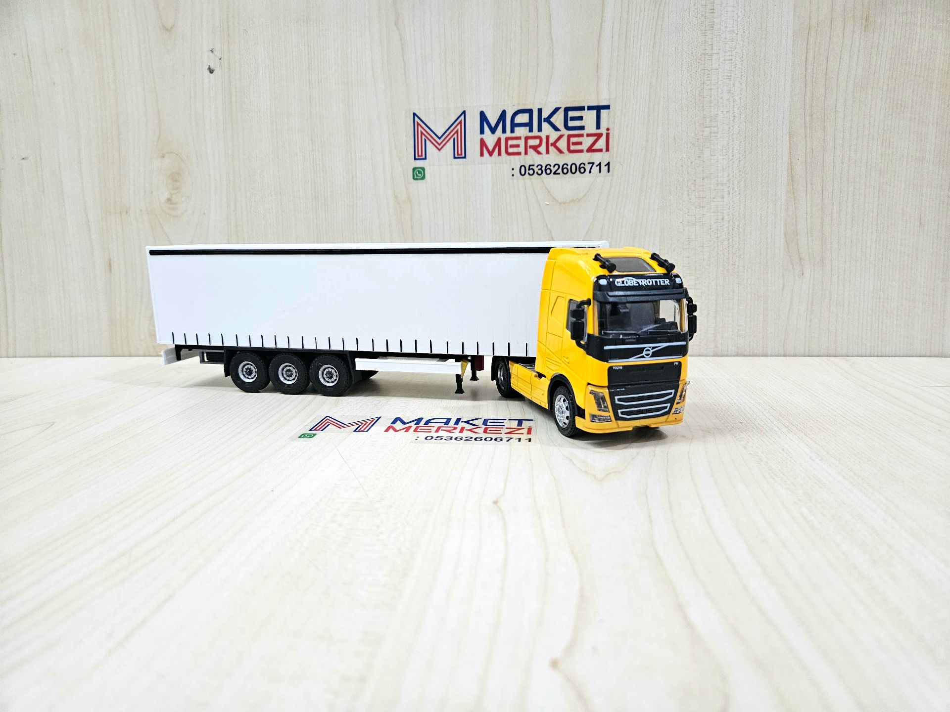 1/50 sarı VOLVO FH4 TENTE DORSELİ TIR MAKETİ