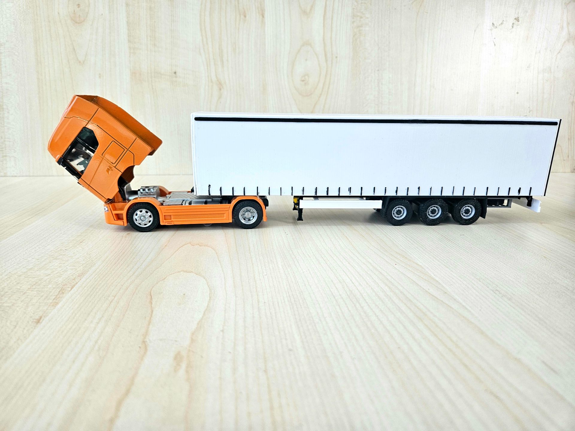 1/50 turuncu SCANIA 770S TENTE DORSELİ TIR MAKETİ