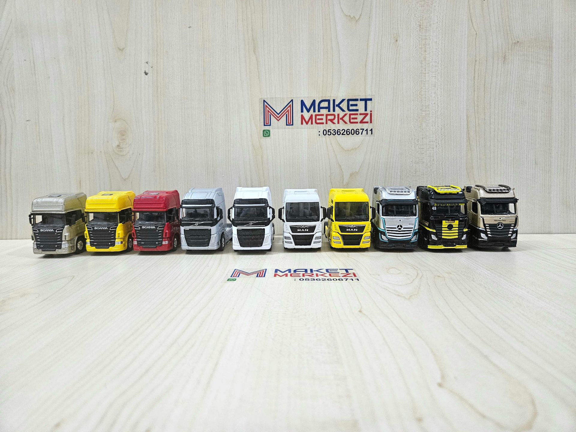 1/64 gri VOLVO FH4 TENTE DORSELİ TIR MAKETİ (25 cm boy)