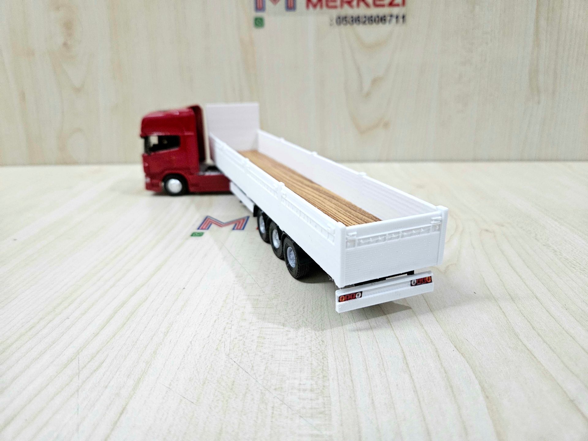 1/64 SCANIA R730 SAL DORSELİ TIR MAKETİ (25 cm boy)