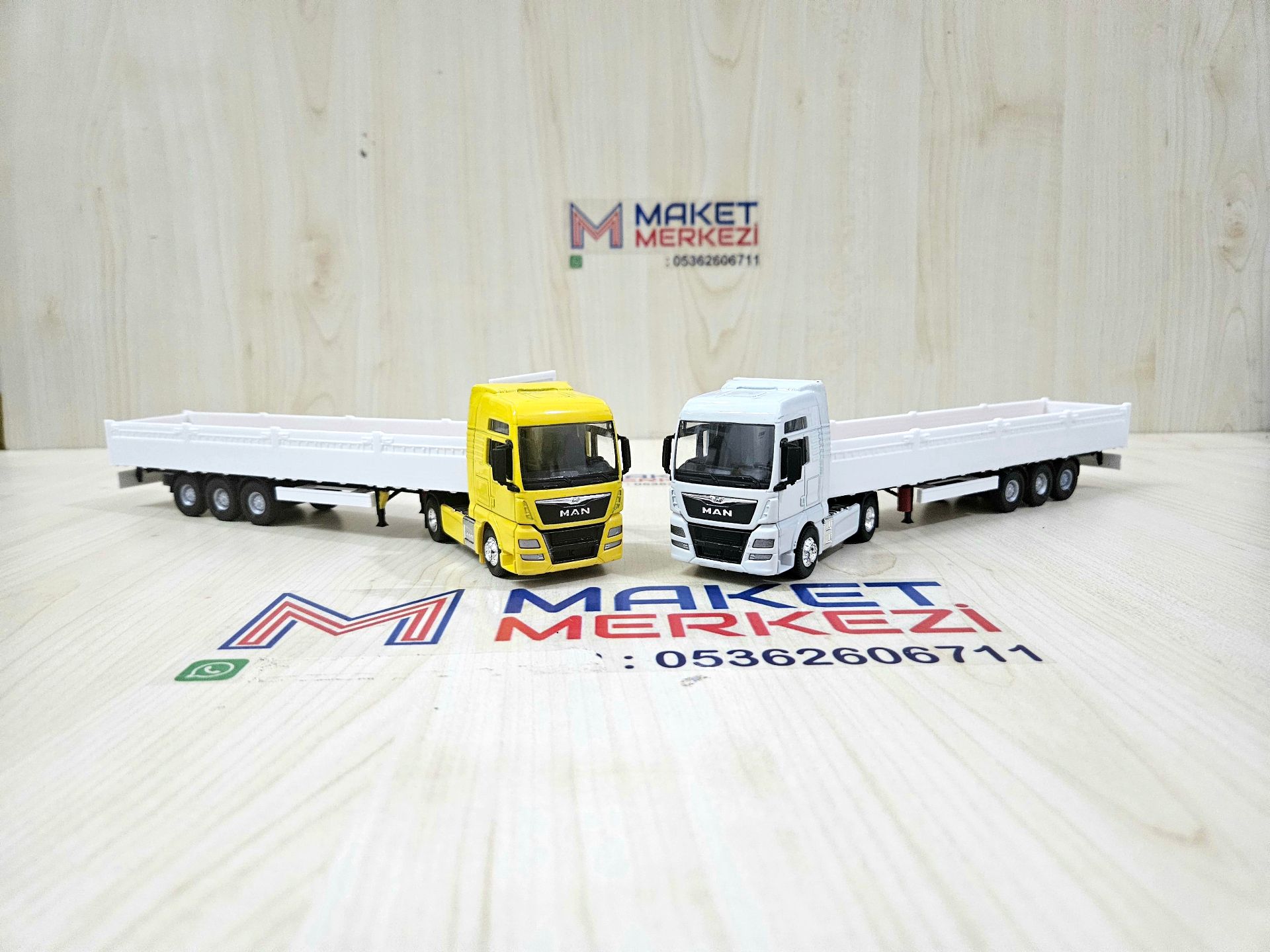 1/64 MAN TGX SAL DORSELİ TIR MAKETİ (25 cm boy)