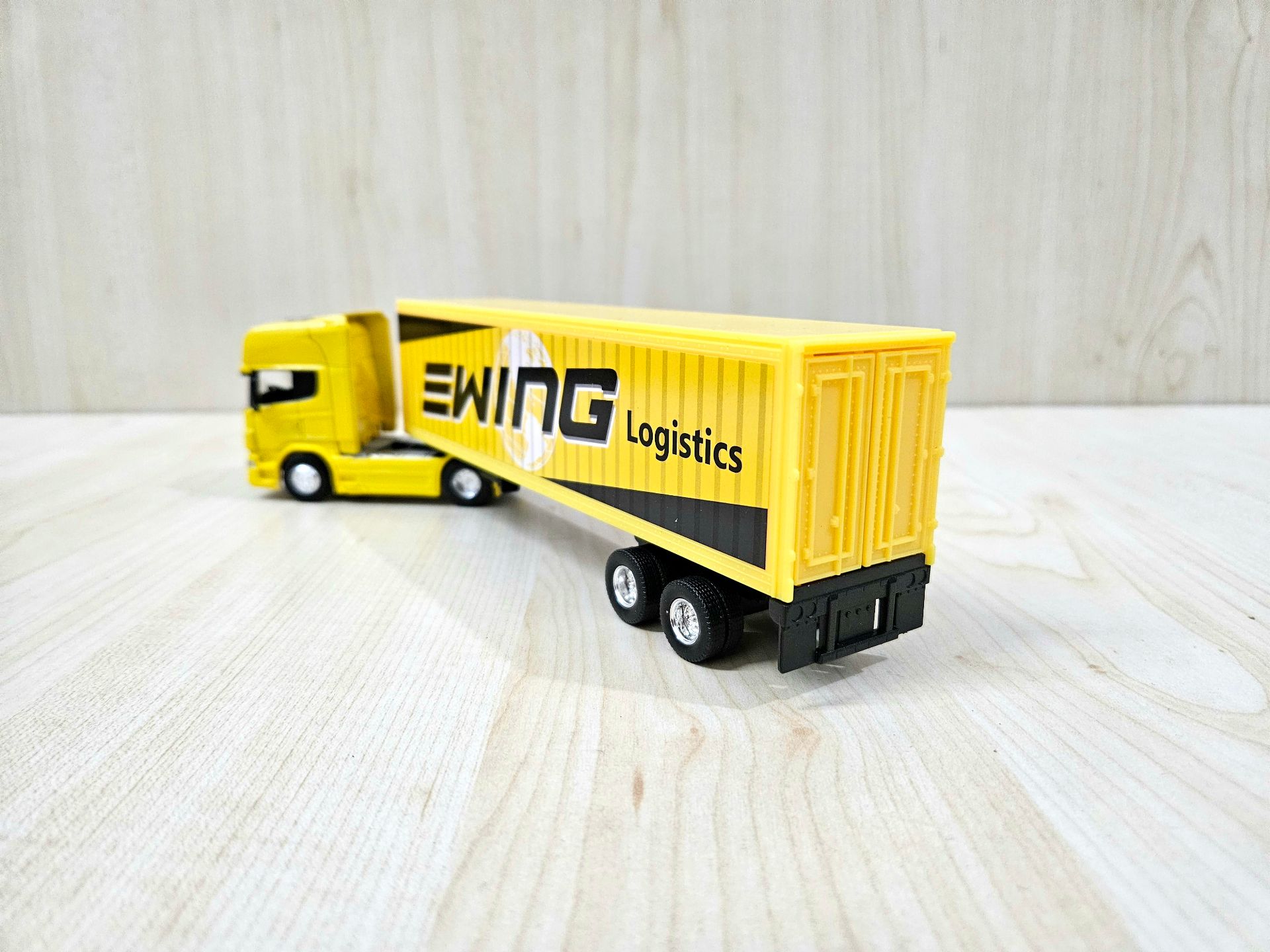 1/64 sarı SCANIA R730 TIR MAKETİ (24 cm boy)