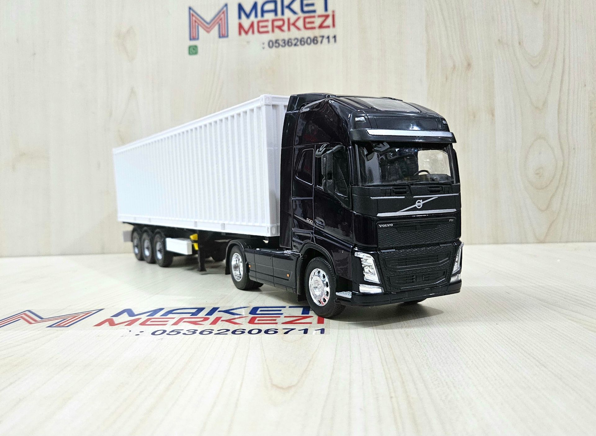 1/32 WELLY LACİVERT VOLVO FH4 KONTEYNER DORSELİ TIR