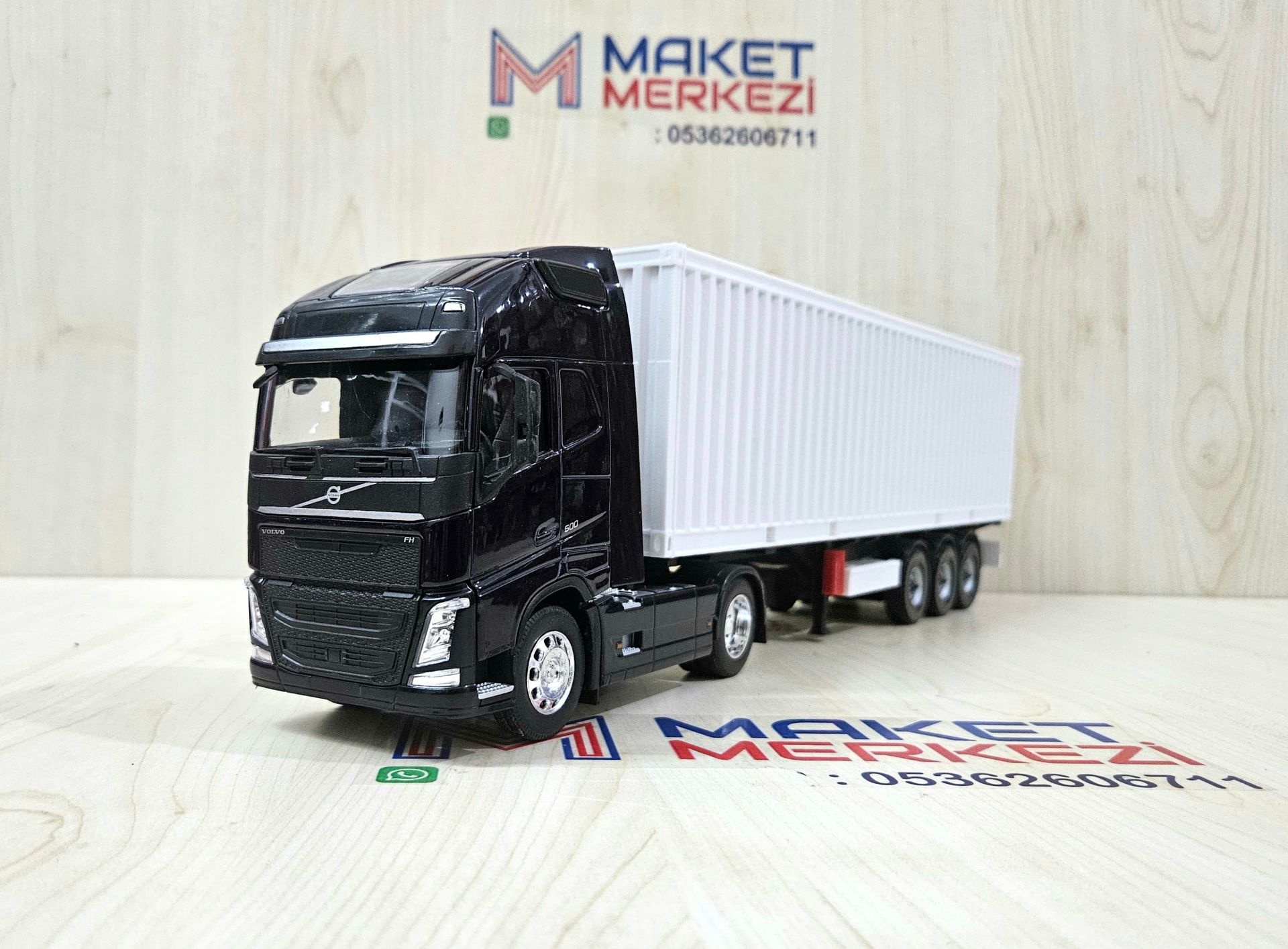 1/32 WELLY LACİVERT VOLVO FH4 KONTEYNER DORSELİ TIR