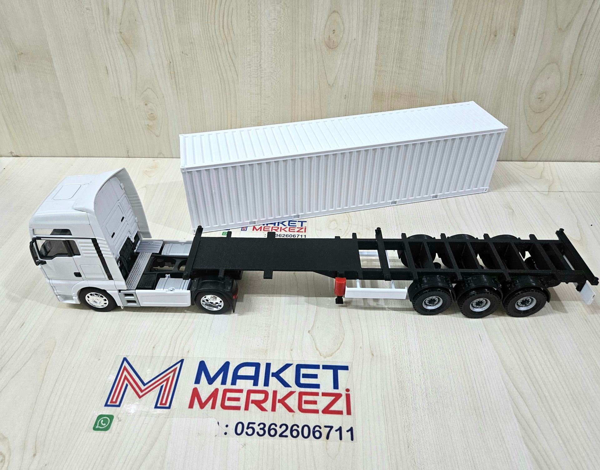 1/32 WELLY MAN TGX KONTEYNER DORSELİ TIR