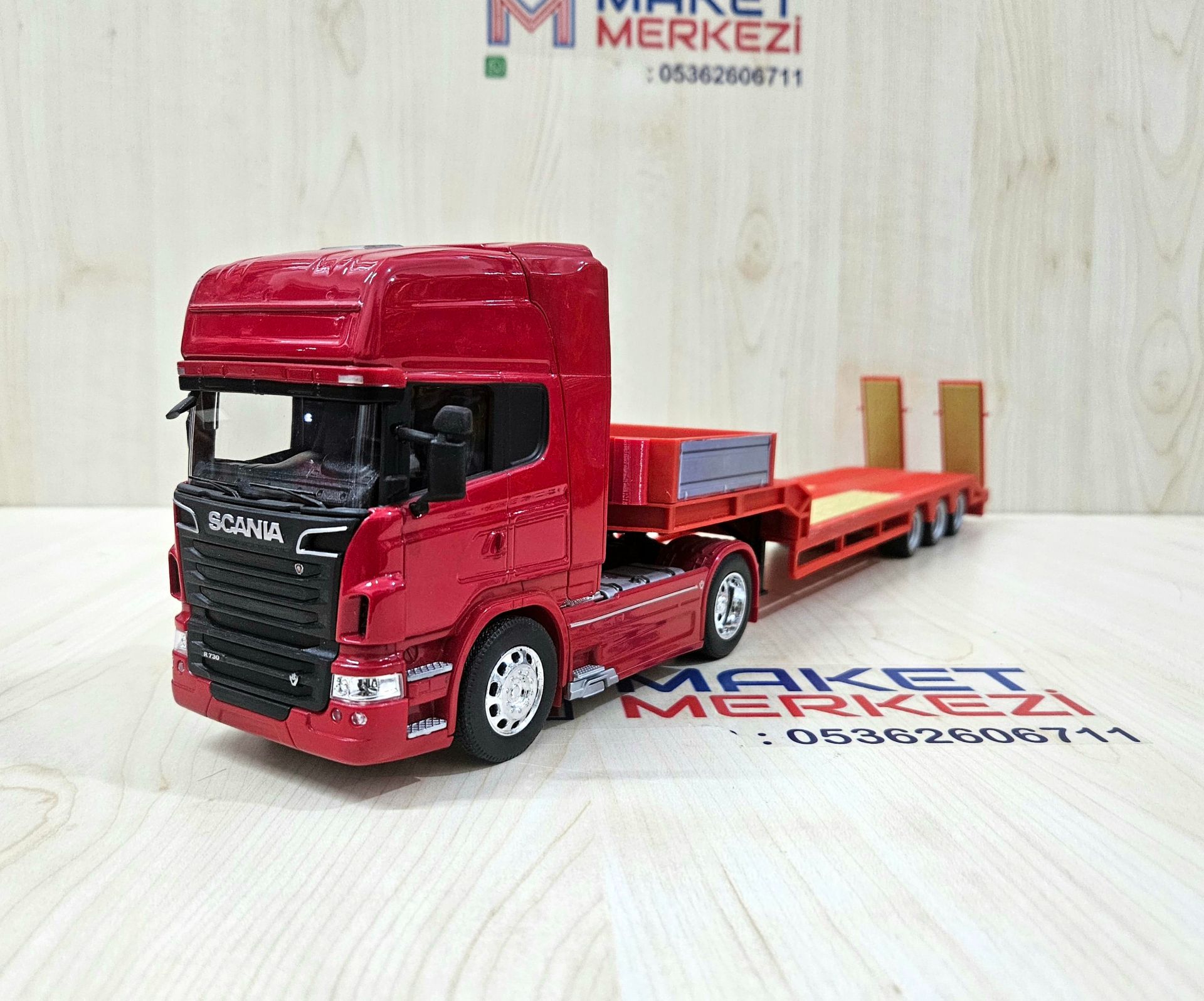 1/32 WELLY SCANIA R730 LOWBED DORSELİ TIR MAKETİ
