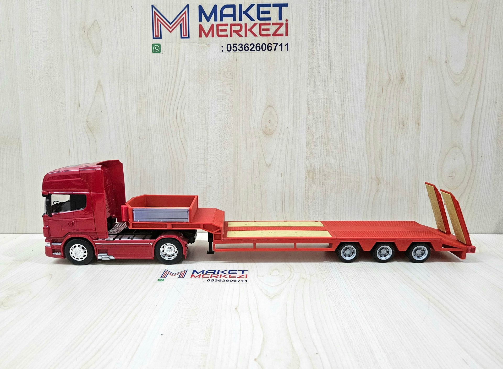 1/32 WELLY SCANIA R730 LOWBED DORSELİ TIR MAKETİ