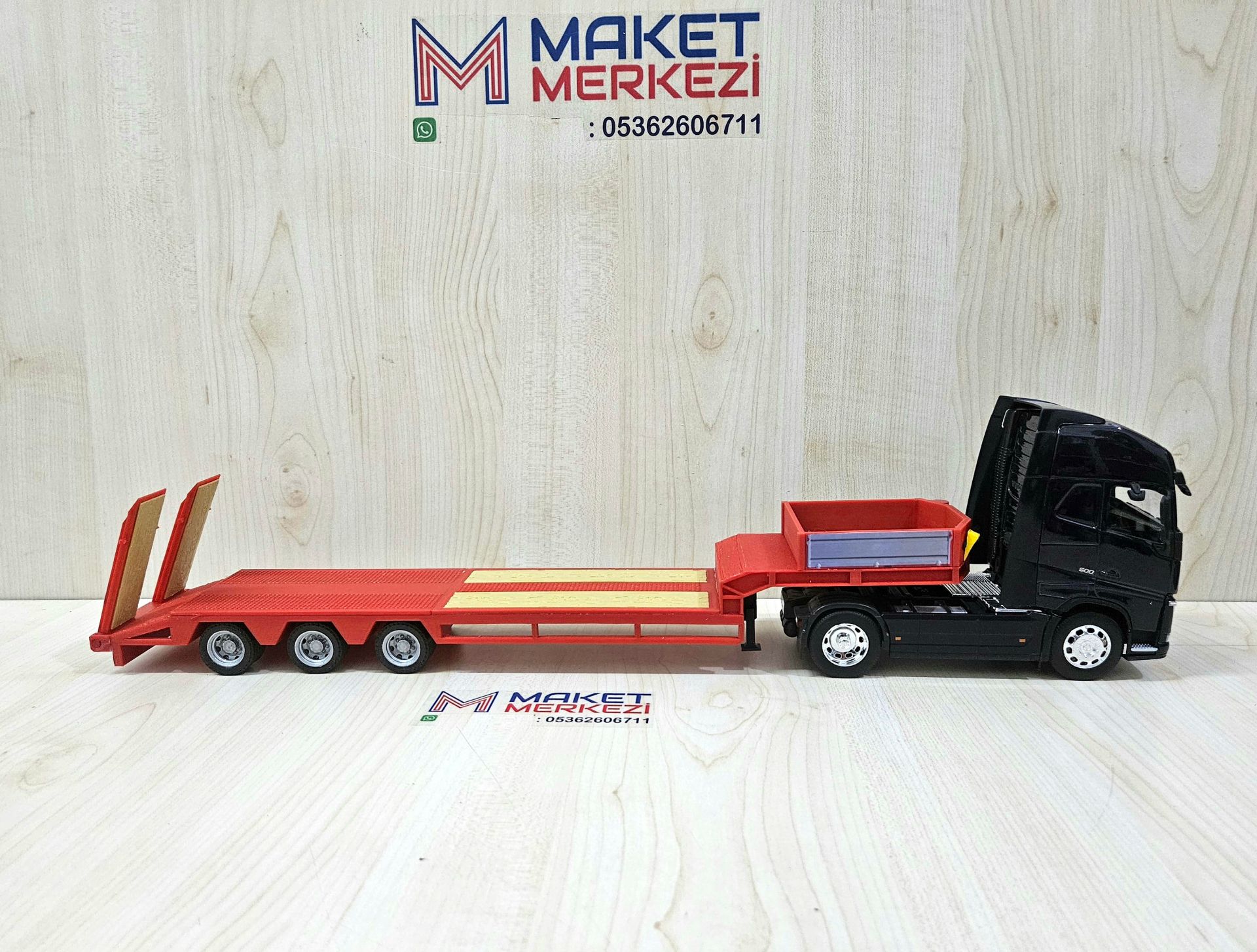1/32 WELLY LACİVERT VOLVO FH4 LOWBED DORSELİ TIR MAKETİ
