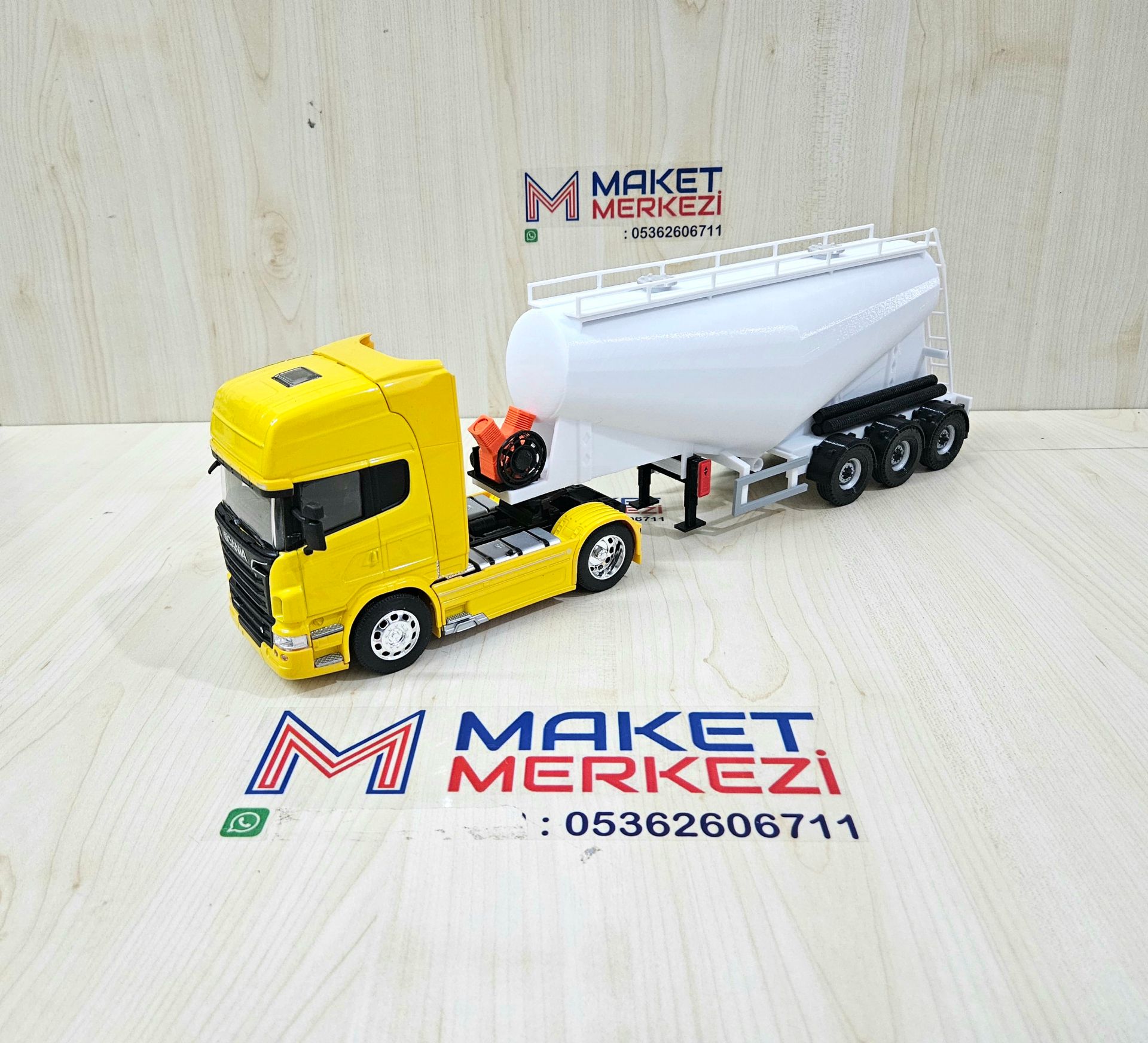 1/32 WELLY SARI SCANIA R730 V TİPİ SİLOBAS TIR MAKETİ
