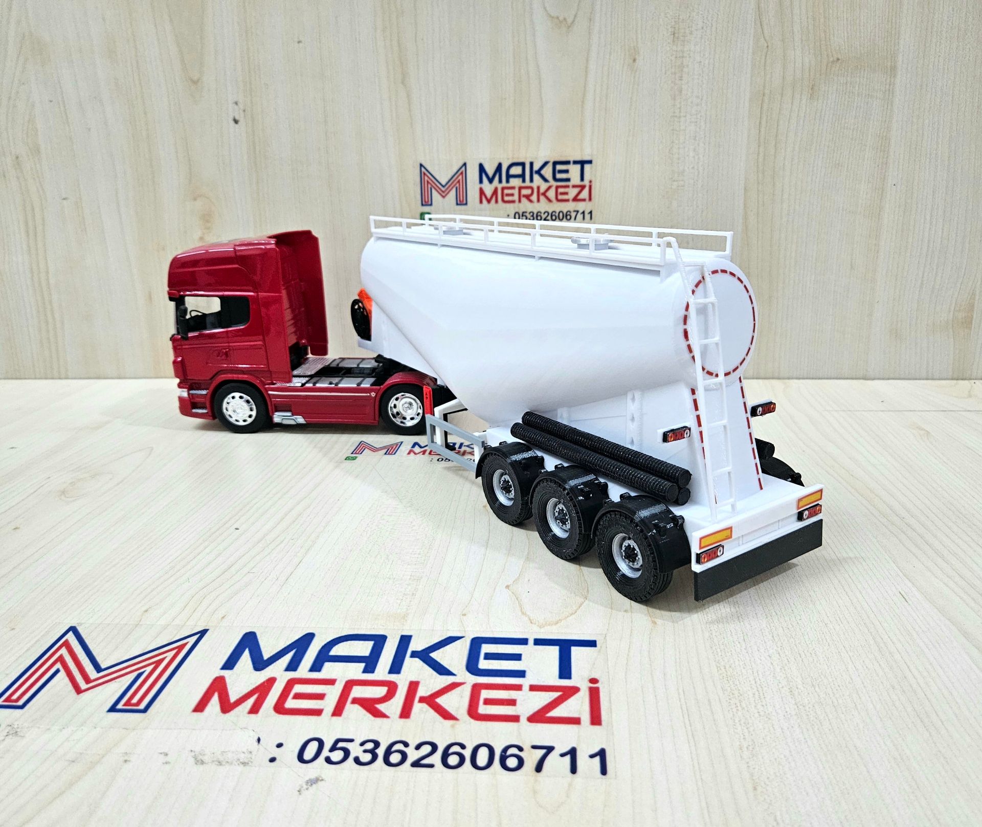 1/32 WELLY SCANIA R730 V TİPİ SİLOBAS TIR MAKETİ