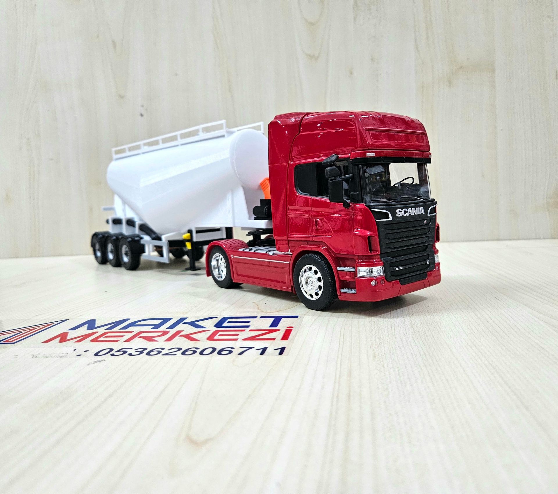 1/32 WELLY SCANIA R730 V TİPİ SİLOBAS TIR MAKETİ