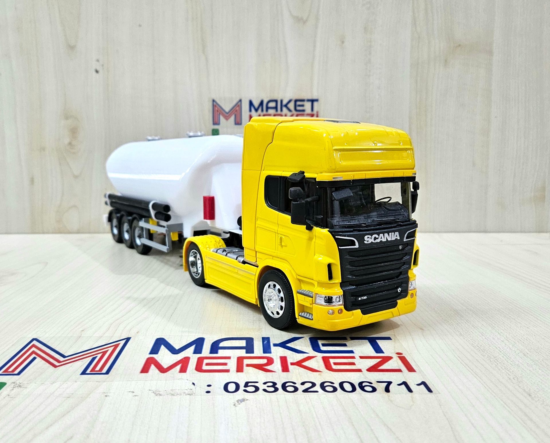 1/32 WELLY SARI SCANIA R730 W TİPİ DÜZ SİLOBAS TIR MAKETİ