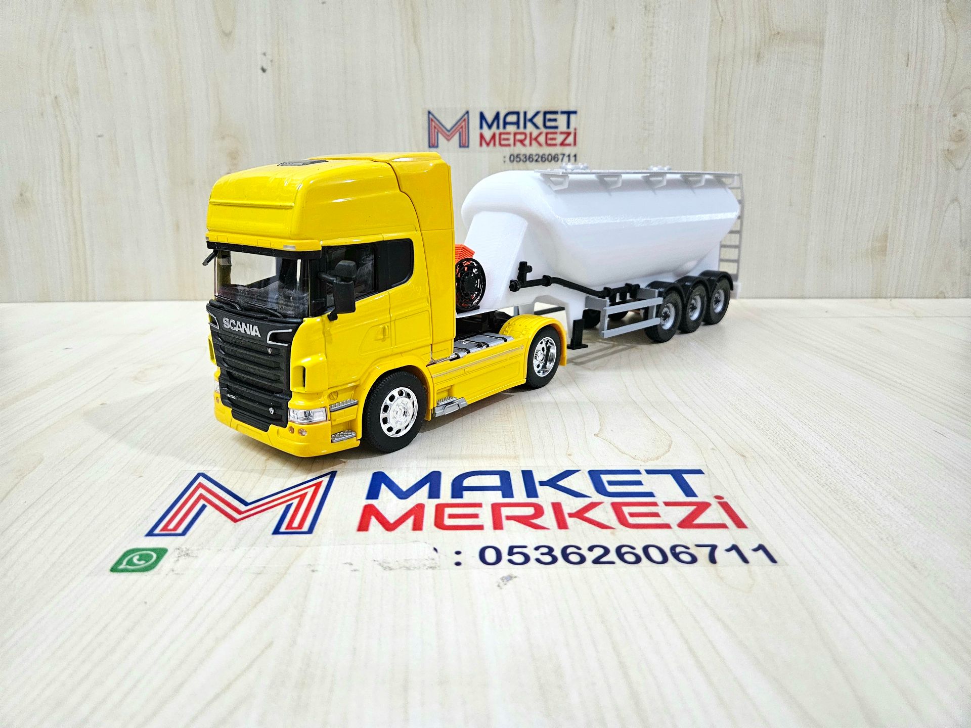 1/32 WELLY SARI SCANIA R730 W TİPİ DÜZ SİLOBAS TIR MAKETİ