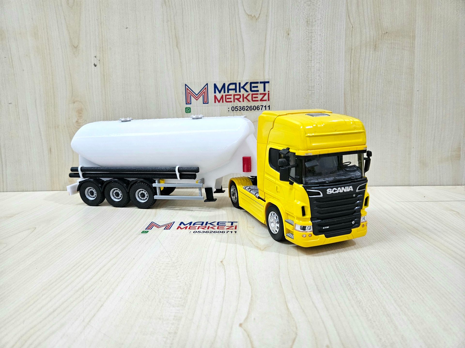 1/32 WELLY SARI SCANIA R730 W TİPİ DÜZ SİLOBAS TIR MAKETİ