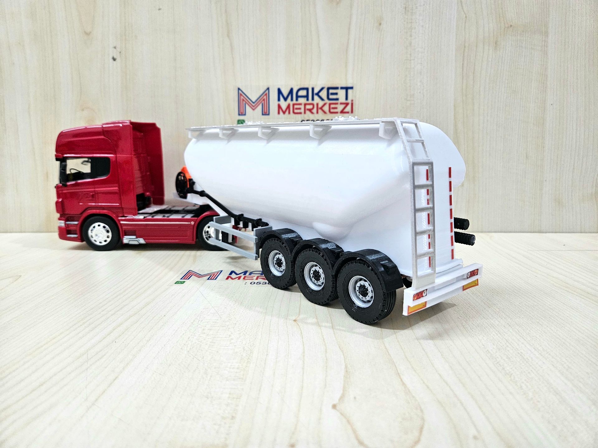 1/32 WELLY SCANIA R730 W TİPİ DÜZ SİLOBAS TIR MAKETİ