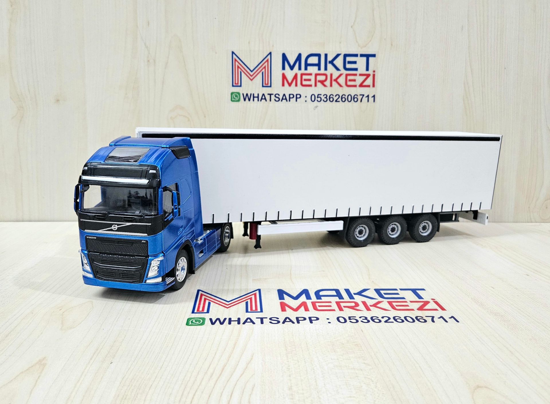 1/32 WELLY MAVİ VOLVO FH4 TENTE DORSELİ TIR