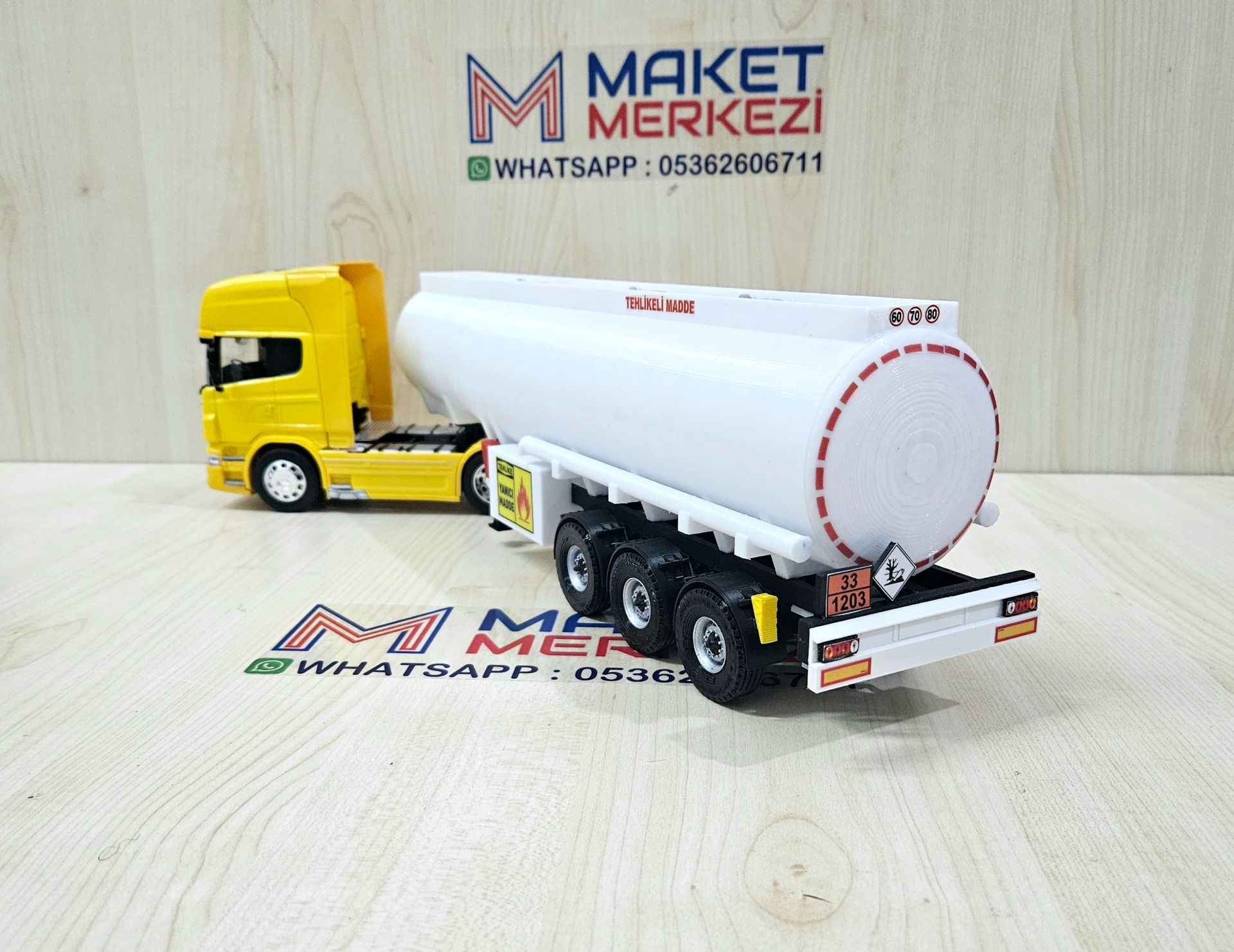 1/32 WELLY SARI SCANIA R730 TANKER DORSELİ TIR