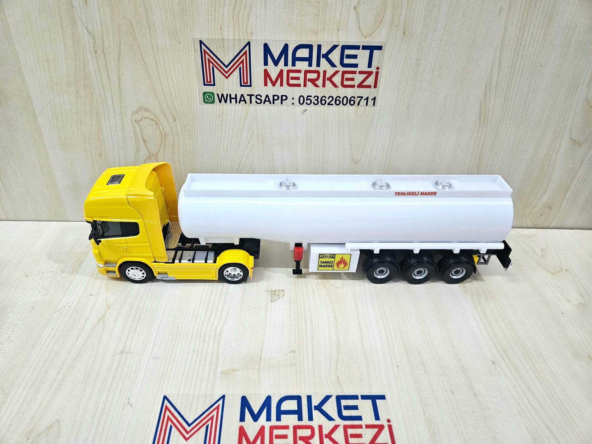 1/32 WELLY SARI SCANIA R730 TANKER DORSELİ TIR