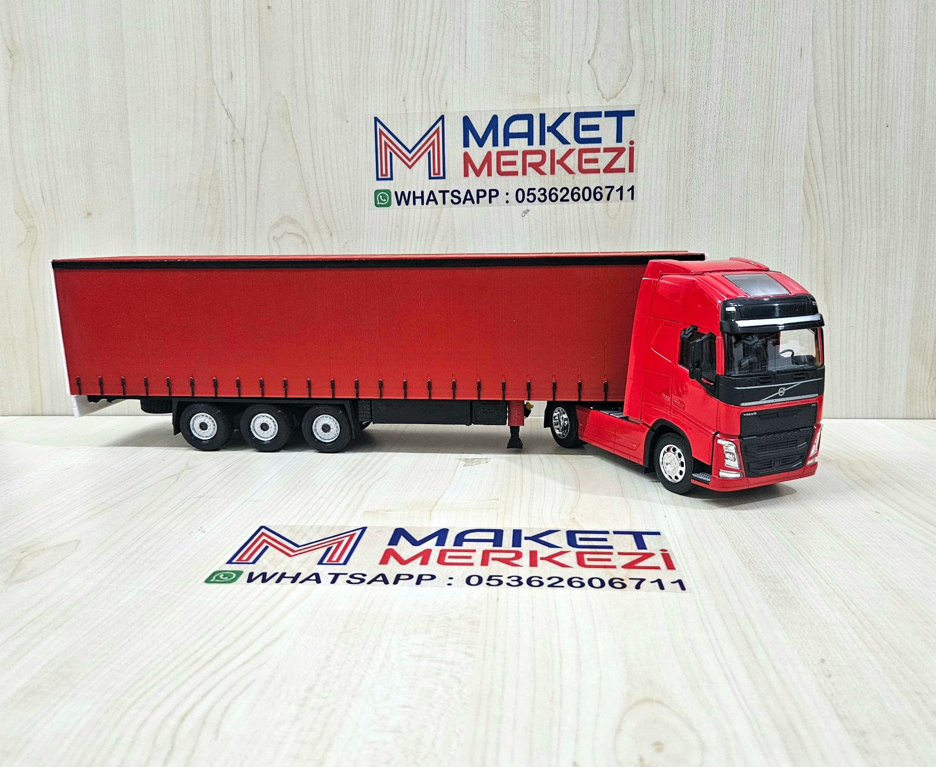 1/32 WELLY KIRMIZI VOLVO FH4 TENTE DORSELİ TIR MAKETİ