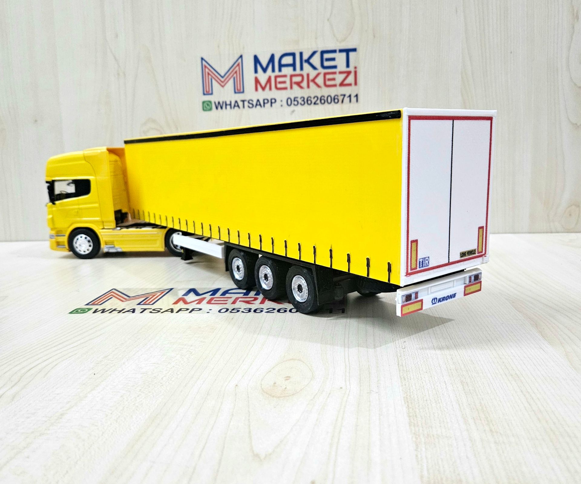 1/32 WELLY SARI SCANIA R730 TENTE DORSELİ TIR MAKETİ