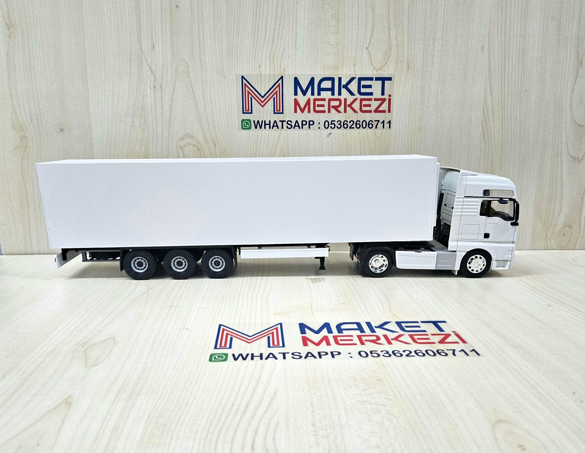 1/32 WELLY MAN TGX FRIGO DORSELİ TIR MAKETİ