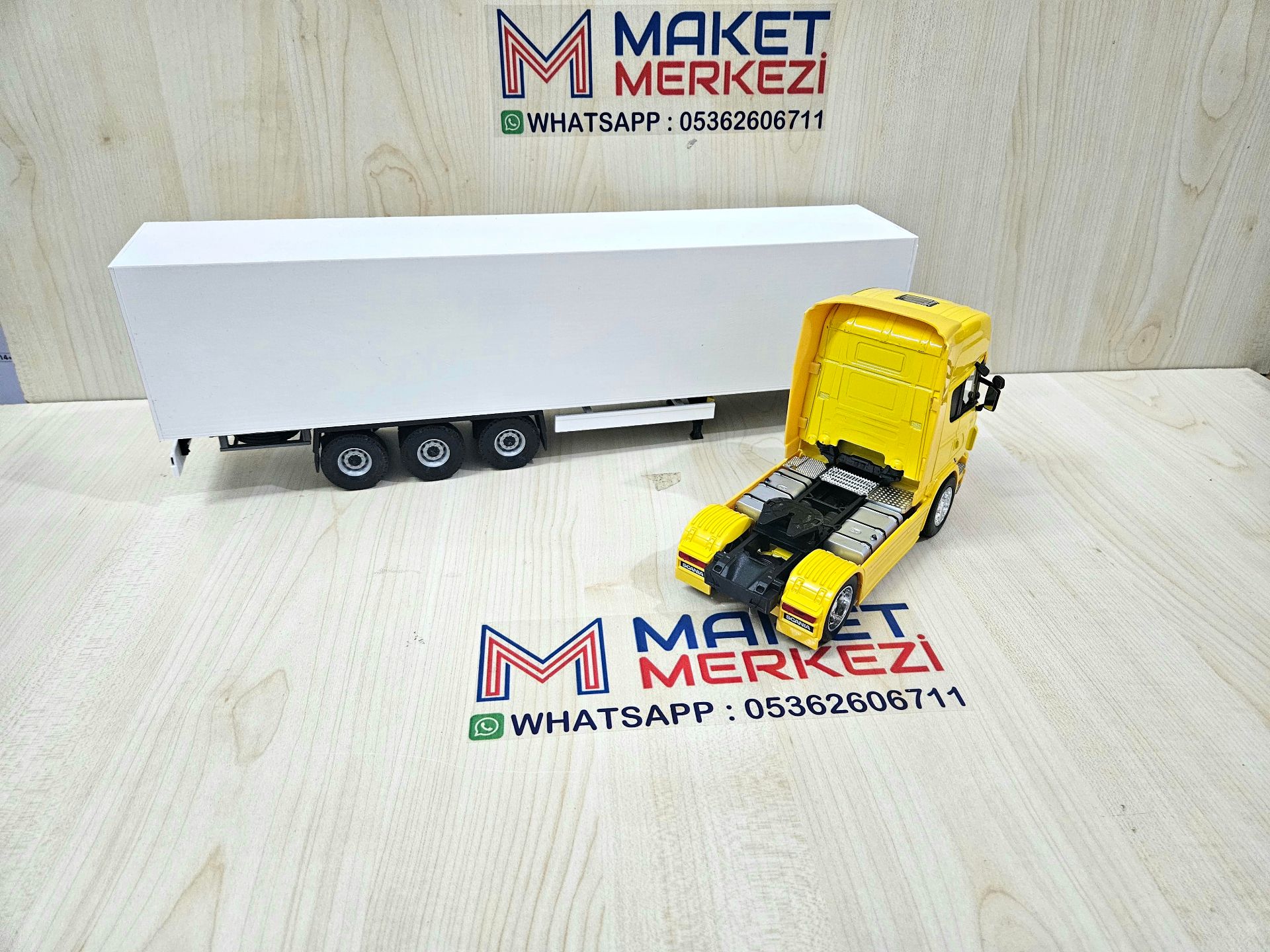 1/32 WELLY SARI SCANIA R730 FRIGO DORSELİ TIR MAKETİ