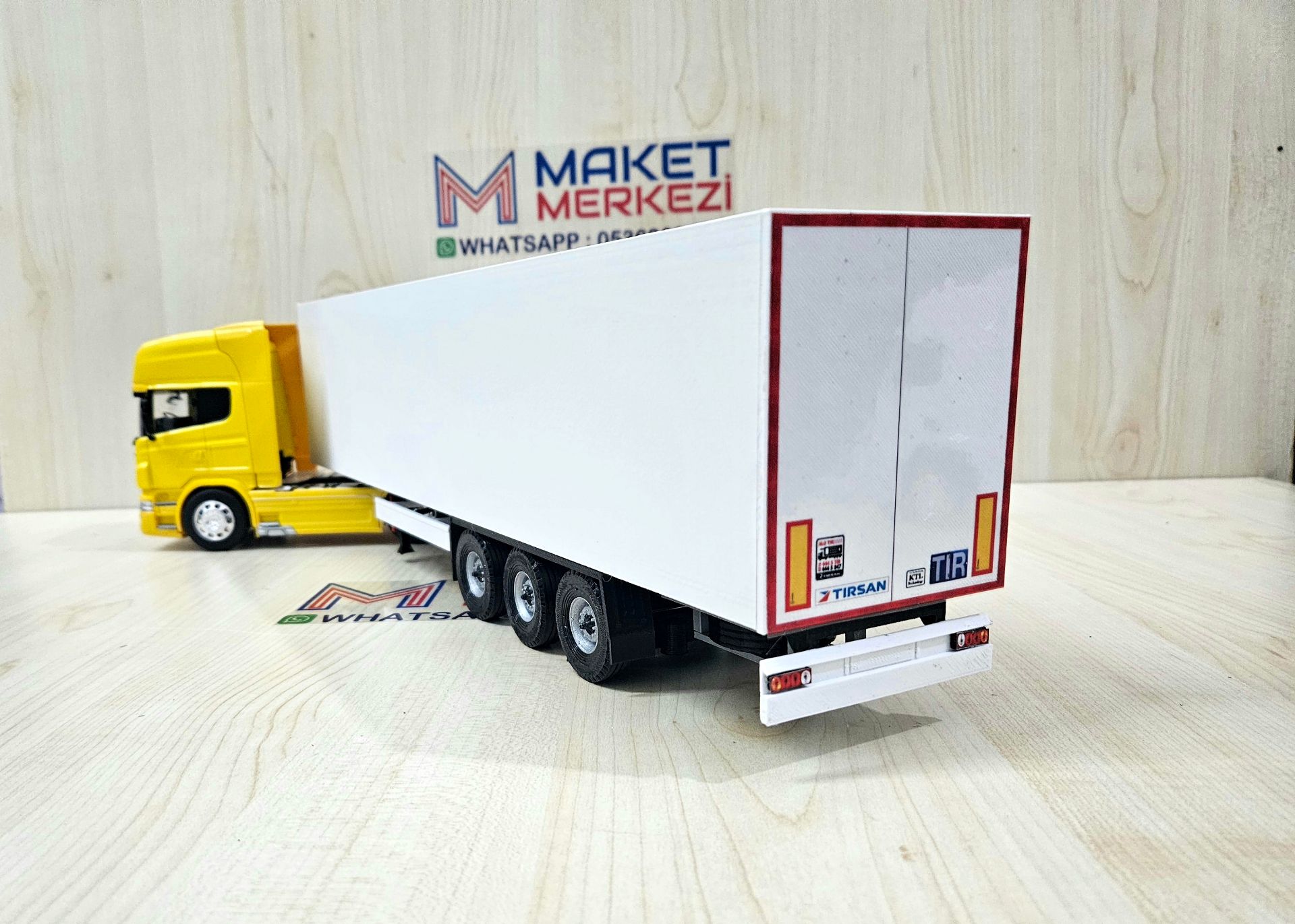 1/32 WELLY SARI SCANIA R730 FRIGO DORSELİ TIR MAKETİ