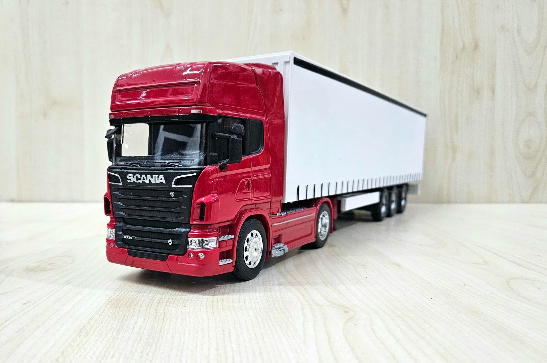 1/32 WELLY SCANIA R730 TENTE DORSELİ TIR MAKETİ