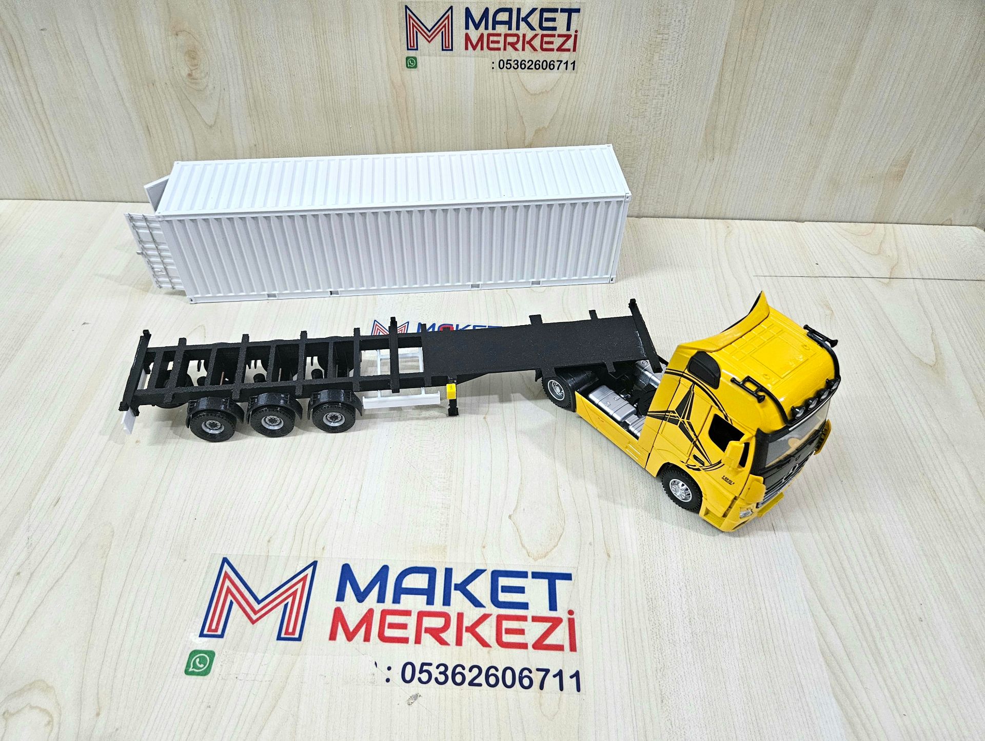 1/36 SARI MERCEDES ACTROS 1851 KONTEYNER DORSELİ TIR MAKETİ
