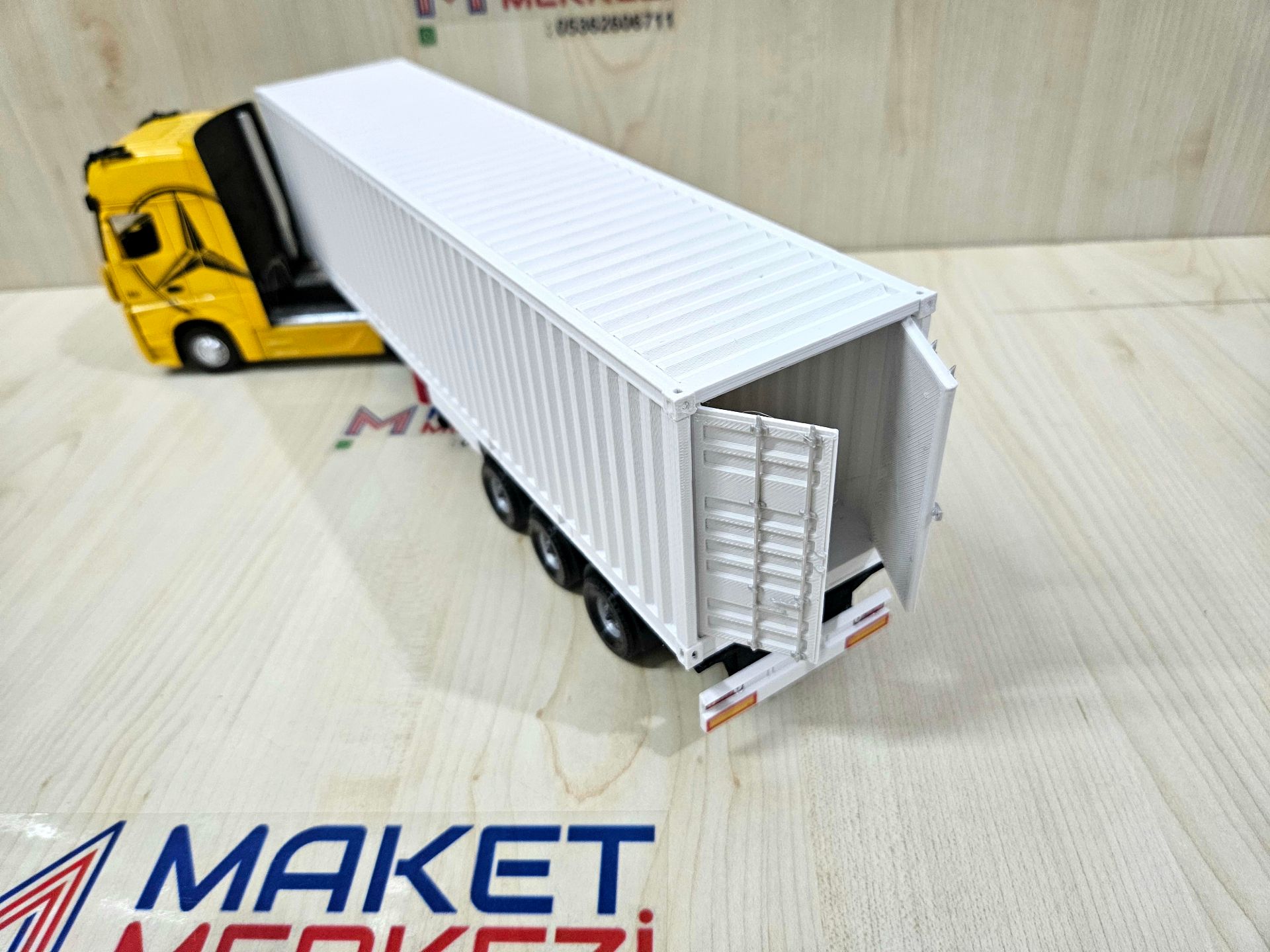 1/36 SARI MERCEDES ACTROS 1851 KONTEYNER DORSELİ TIR MAKETİ